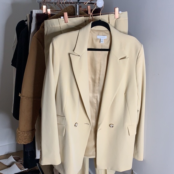 Cream Two Piece Suit - Picture 5 of 8